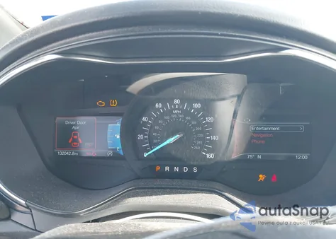 2020 Ford Fusion Titanium z USA, uszkodzony, nr VIN 3FA6P0K93LR153001